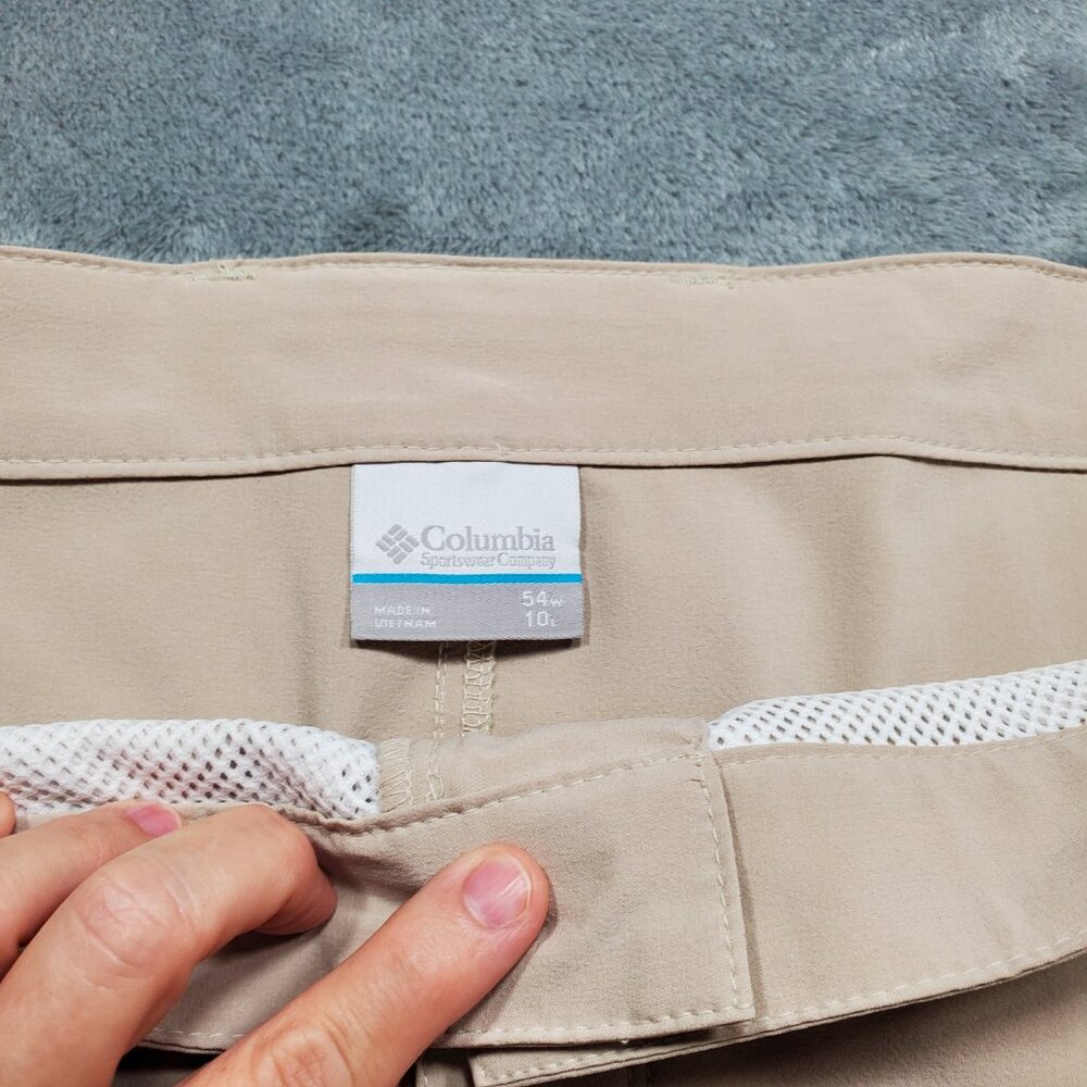 Columbia PFG Omni-Shield Outdoor Fishing Shorts Khaki 5 Pockets Men Sz 54 - Picture 3 of 15
